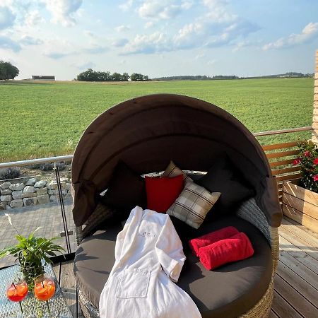 Chalet-Ferienwohnung Giebeltraum, 115 Qm, Wellness/Fitness/Sauna - Bergroedelhof Feilitzsch Bagian luar foto