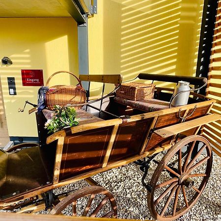 Chalet-Ferienwohnung Giebeltraum, 115 Qm, Wellness/Fitness/Sauna - Bergroedelhof Feilitzsch Bagian luar foto