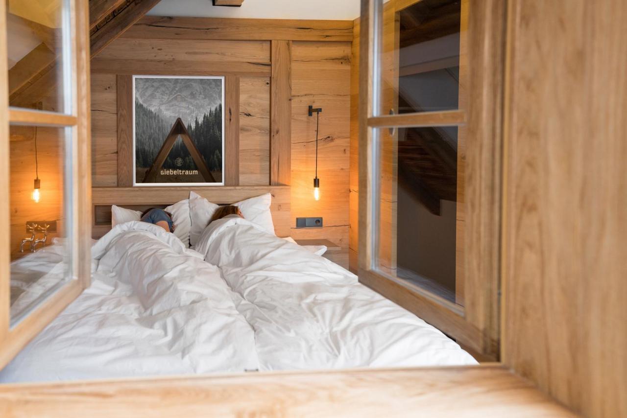 Chalet-Ferienwohnung Giebeltraum, 115 Qm, Wellness/Fitness/Sauna - Bergroedelhof Feilitzsch Bagian luar foto
