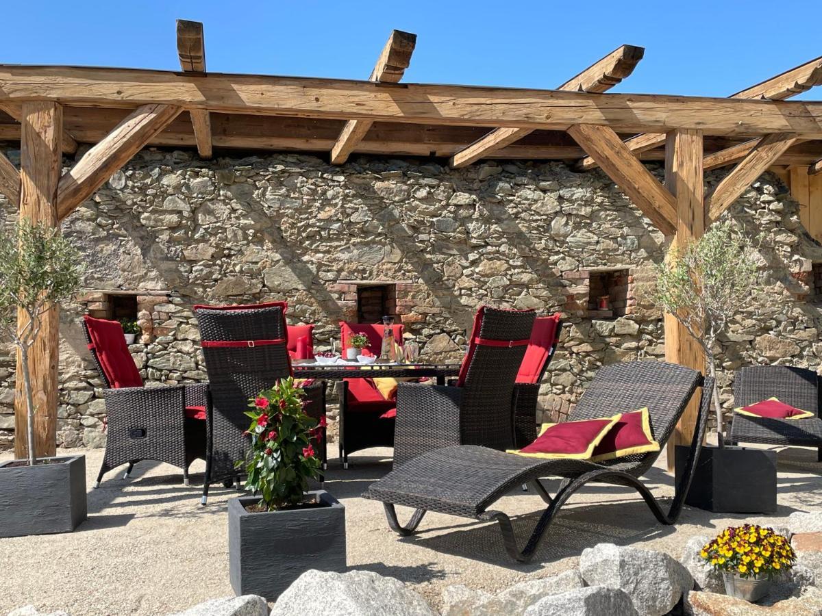 Chalet-Ferienwohnung Giebeltraum, 115 Qm, Wellness/Fitness/Sauna - Bergroedelhof Feilitzsch Bagian luar foto